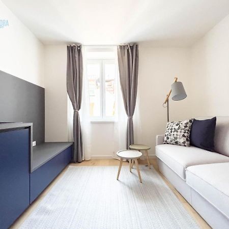 Slataper 19 Tirabora Short Rent Apartment Trieste Bagian luar foto