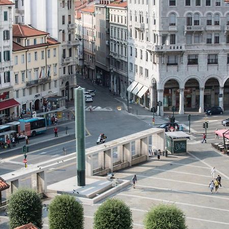 Slataper 19 Tirabora Short Rent Apartment Trieste Bagian luar foto