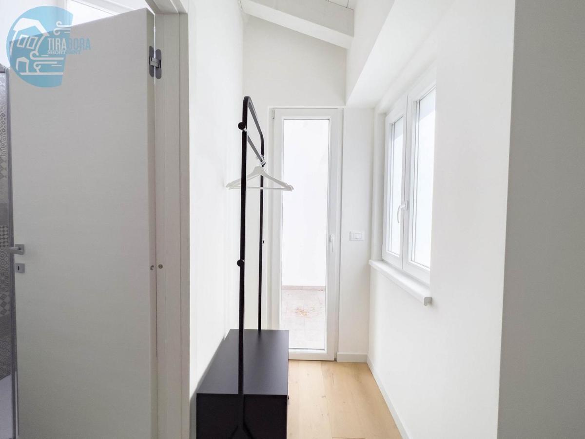 Slataper 19 Tirabora Short Rent Apartment Trieste Bagian luar foto